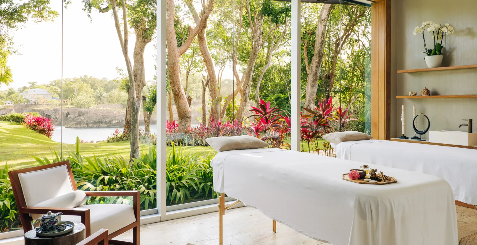 Ani Caribbean Estate
